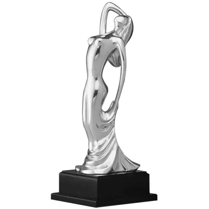 Zdjęcie Statuetka z kobietą w długiej sukni - Astra Argenti