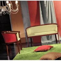 Zdjęcie Gustowna mała sofa z litego drewna prosto z Włoch - Fratelli Mirandola