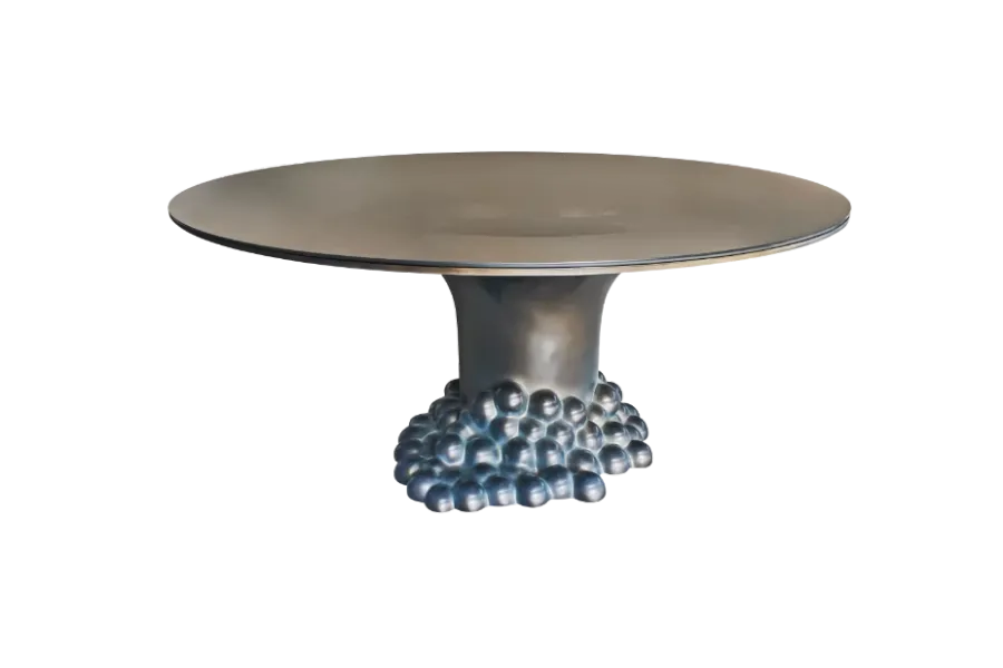 a fancy table straight from Portugal