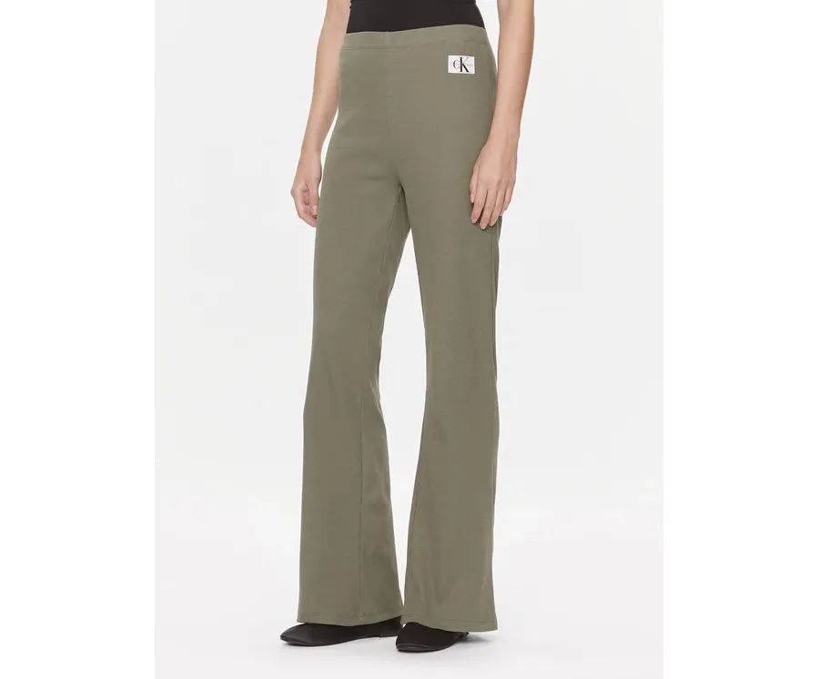 obrazek 1 Calvin Klein Jeans Spodnie materiałowe J20J222598 Zielony Straight Fit