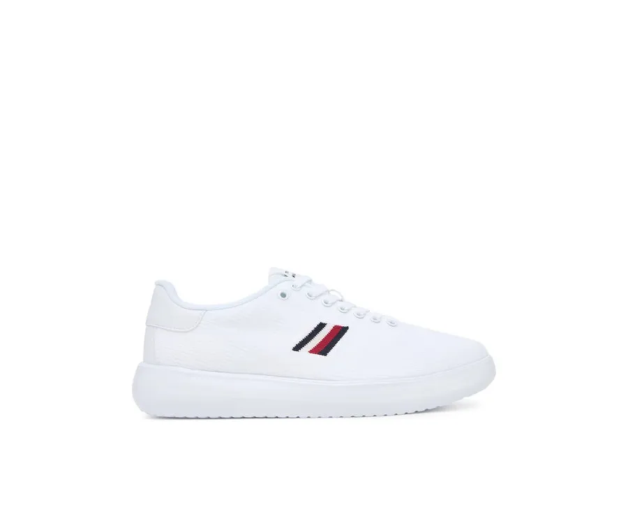 obrazek 1 Tommy Hilfiger Sneakersy Modern Lightcup FM0FM05528 Biały