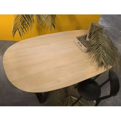 Zdjęcie Elegancki owalny blat z drewna kasztanowca - Guarnieri