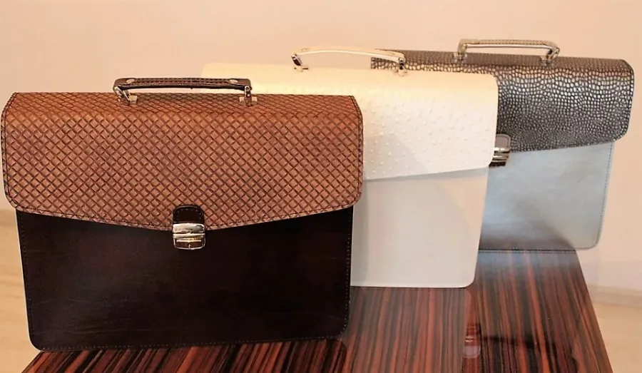 picture 4 Exclusive Italian bag Petrarca