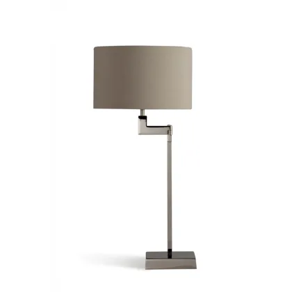 Zdjęcie Minimalistyczna lampa z ruchomym ramieniem marki Porta Romana