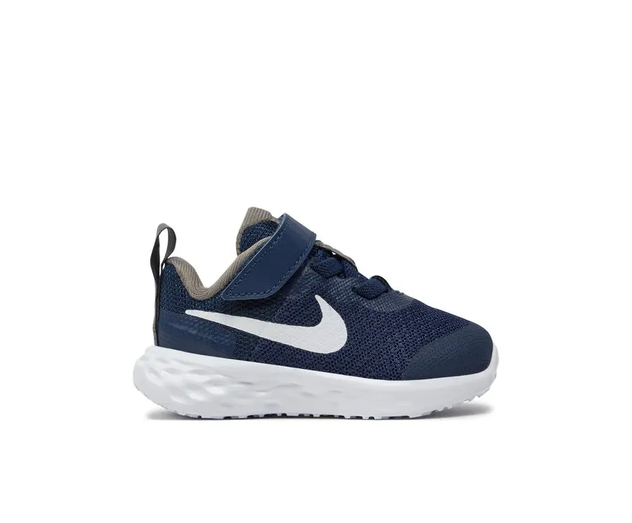obrazek 1 Nike Sneakersy Revolution 6 Nn (TDV) DD1094 400 Granatowy
