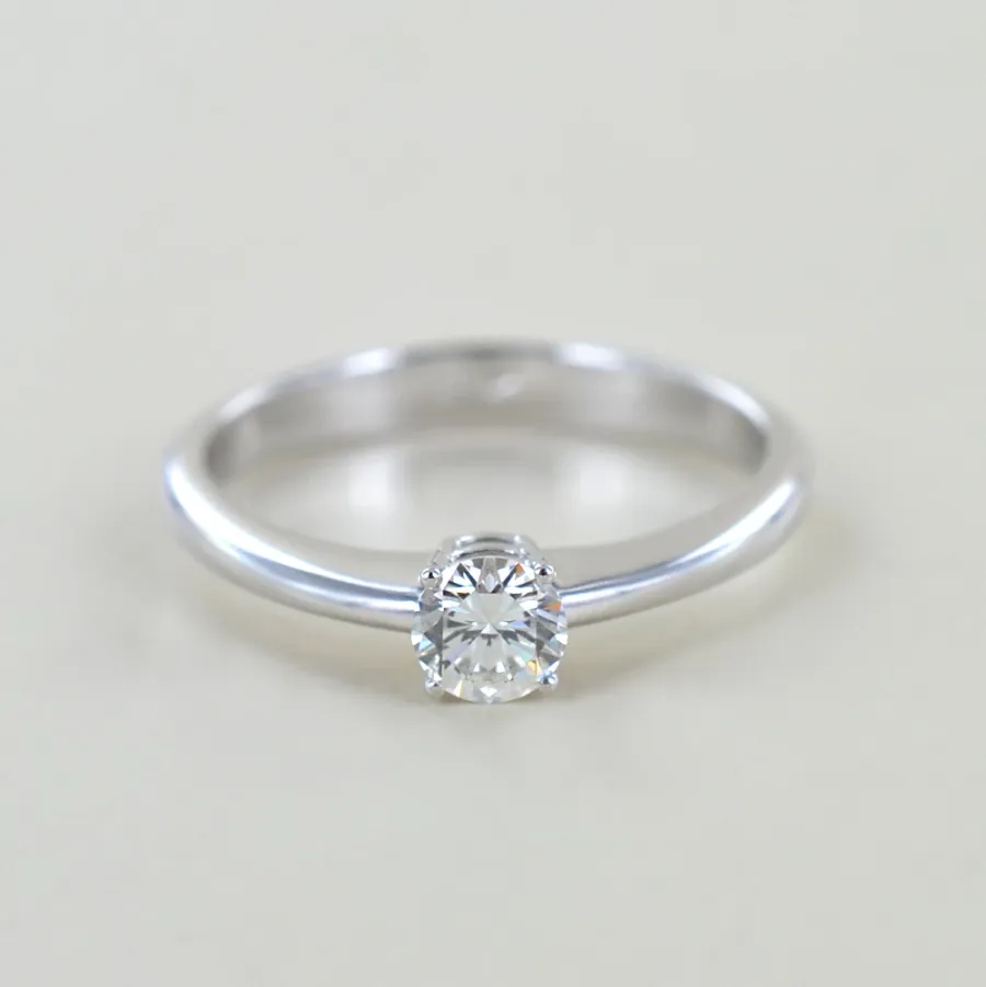 obrazek 3 Włoski średni pierścionek Solitaire z diamentem 0,31 karata