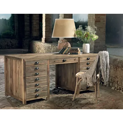 Picture Elegant Italian desk in Provençal style - Guarnieri
