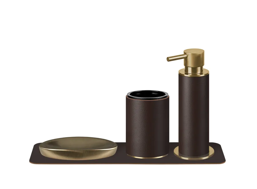 obrazek 2 Złocony dozownik do łazienki Ø7xH19 cm ze skórzanym korpusem w kolorze czekoladowym