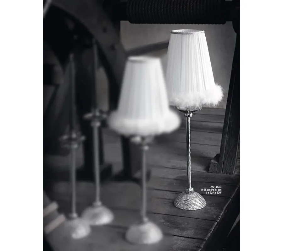 obrazek 1 Lampa stołowa z wstawkami Swarovskiego i szyfonowym abażurem na podszewce - Il Paralume Marina