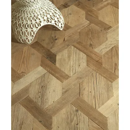 Zdjęcie Stylowa podłoga z Włoch – stary świerk ułożony w siatce
