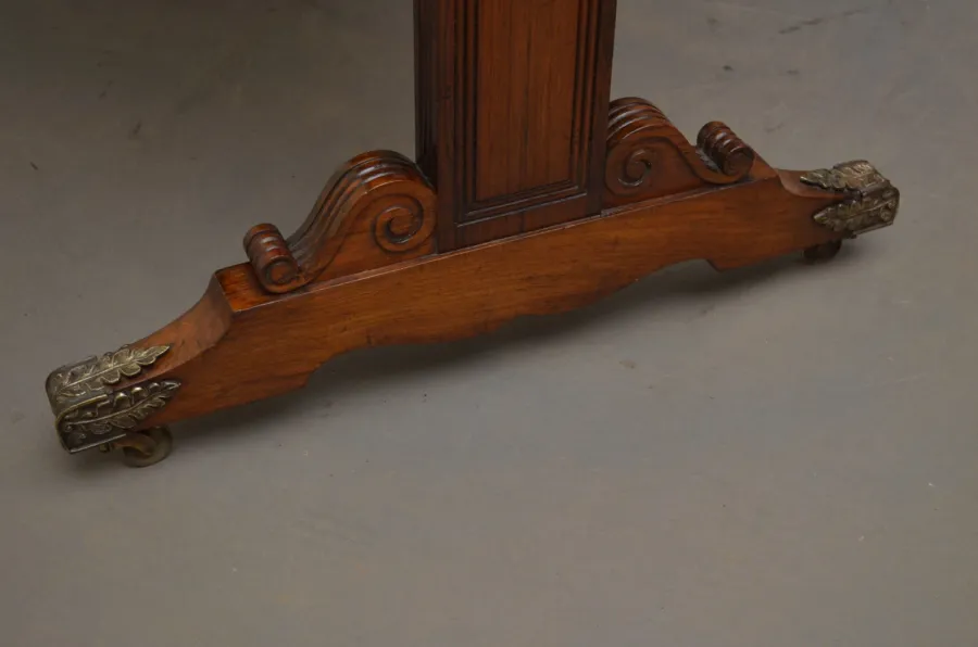 obrazek 4 Elegancki stół biblioteczny, regencyjny o niewielkich proporcjach, z atrakcyjnym blatem z drzewa różanego - antyk
