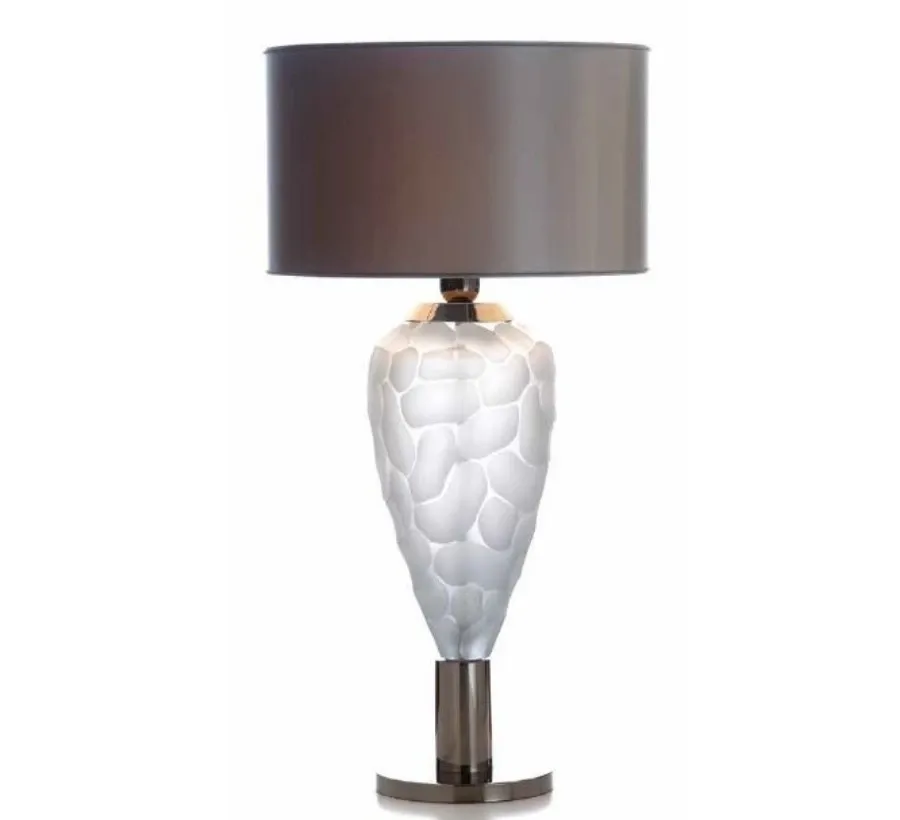 obrazek 1 Lampa stołowa z błyszczącym i matowym szarym kloszem z włoskiego kryształu i tkaniny - Il Paralume Marina