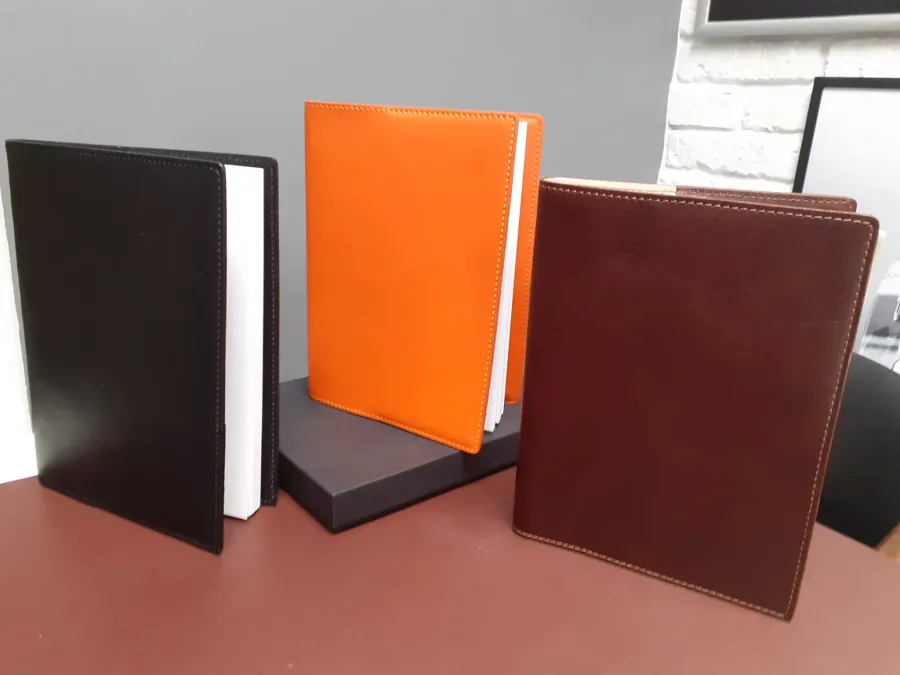 picture 1 Maruse diaries in leather