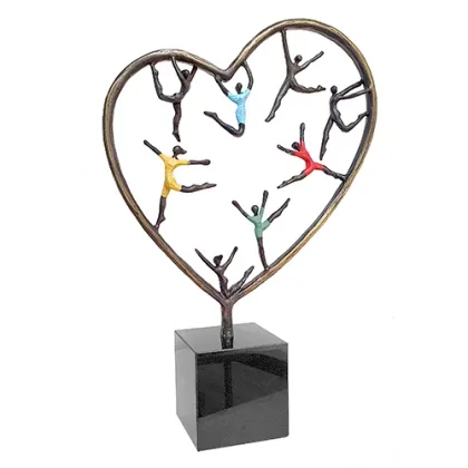 Zdjęcie Stylowa statuetka wykonana z brązu