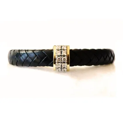Picture Beautiful bracelet made of leather