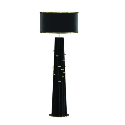 Picture Floor lamp using lacquered wood and cast brass - Pardo