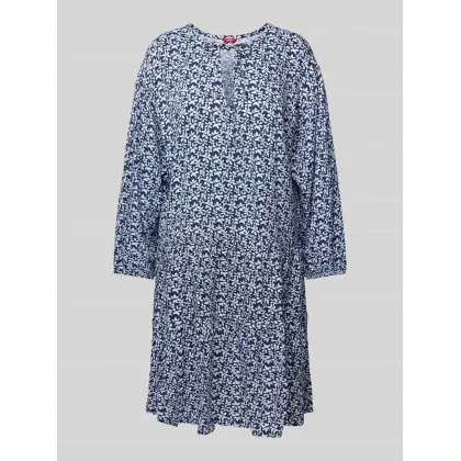 Zdjęcie Sukienka mini z kwiatowym nadrukiem na całej powierzchni model ‘CALUSA BEACH’