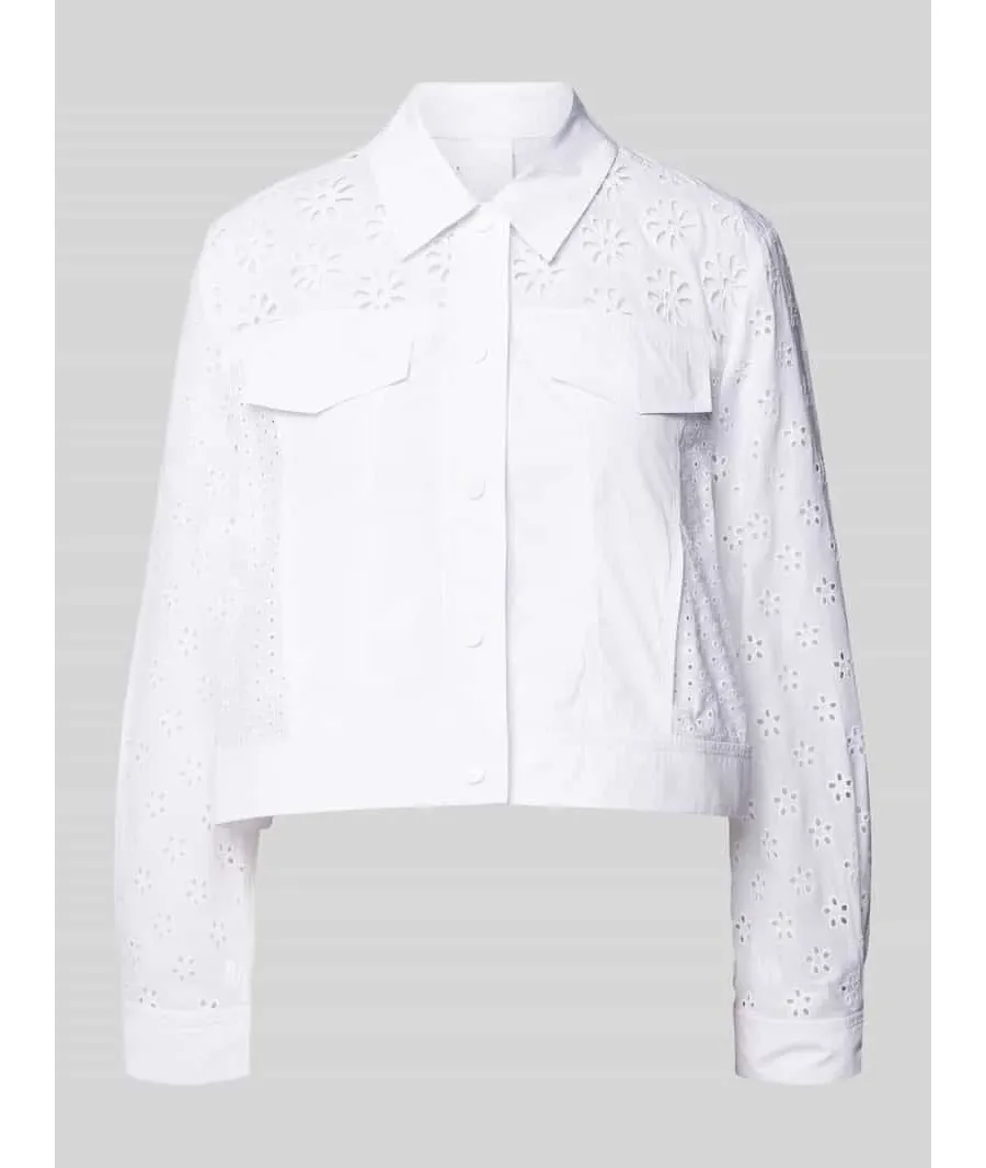 obrazek 1 Bluzka koszulowa krótka z ażurowym wzorem