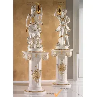Picture Column with golden flowers