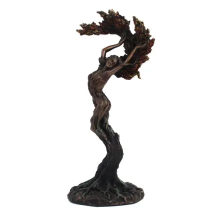 Picture A phenomenal statuette of the goddess of nature - autumn