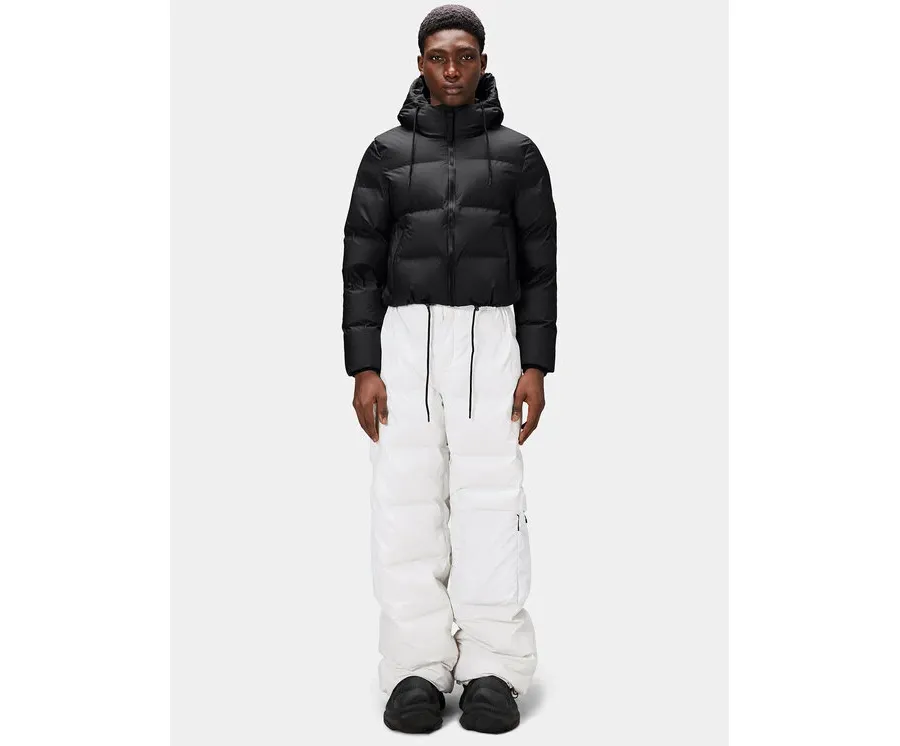 obrazek 1 Rains Kurtka zimowa 15150 Czarny Regular Fit