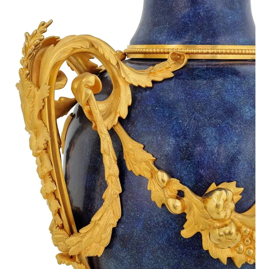 obrazek 5 Elegancki wazon z pozłacanego mosiądzu i kamienia lapis lazuli
