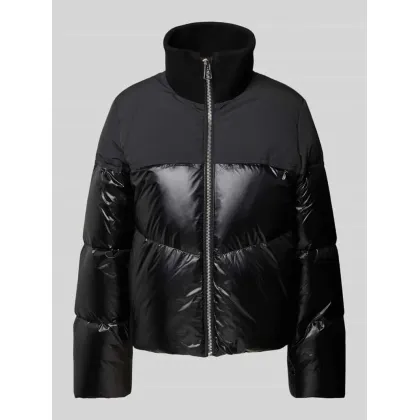 Zdjęcie Kurtka puchowa o kroju regular fit z ocieplającym futerkiem z mieszanki materiałów z recyklingu