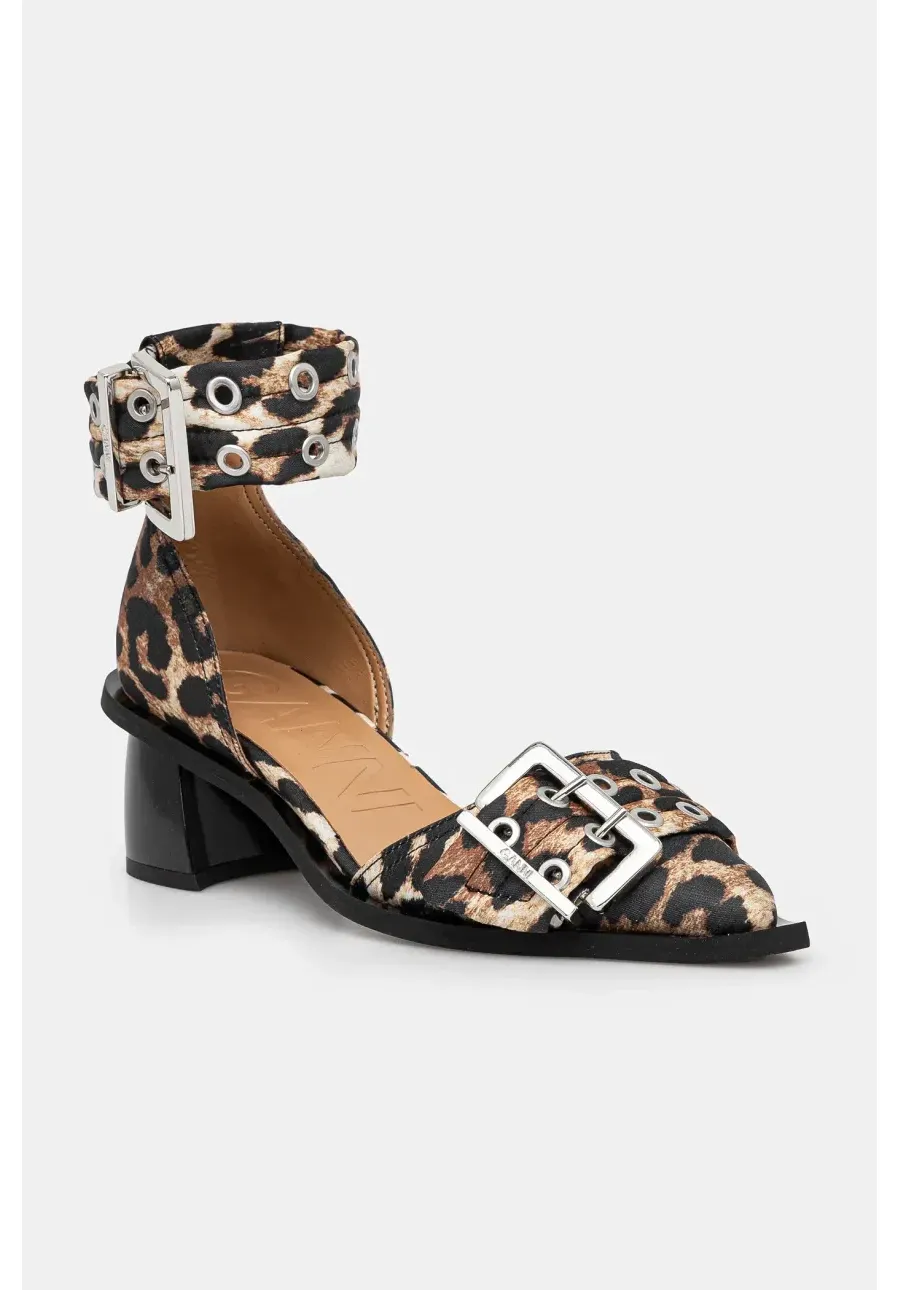 obrazek 1 GANNI czółenka Feminine Buckle Open Cut Pump Satin Print kolor brązowy na słupku S2863