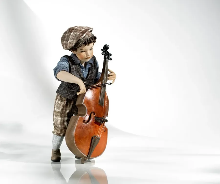 obrazek 1 Porcelanowa figurka młodego kontrabasisty - Sibania