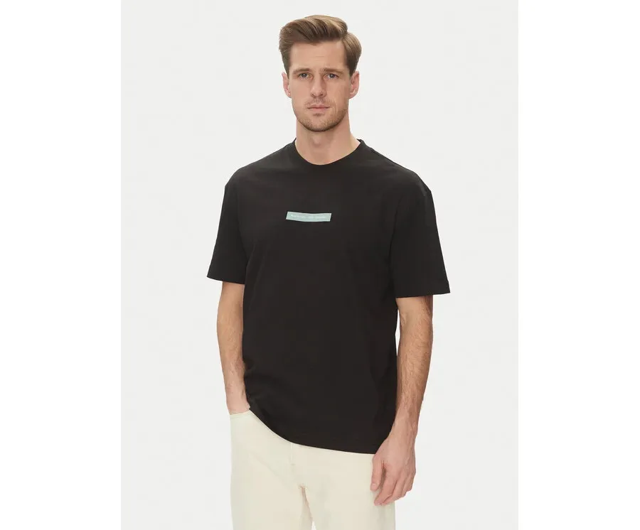 obrazek 1 Calvin Klein Jeans T-Shirt Nyc 2025 J30J327524 Czarny Regular Fit