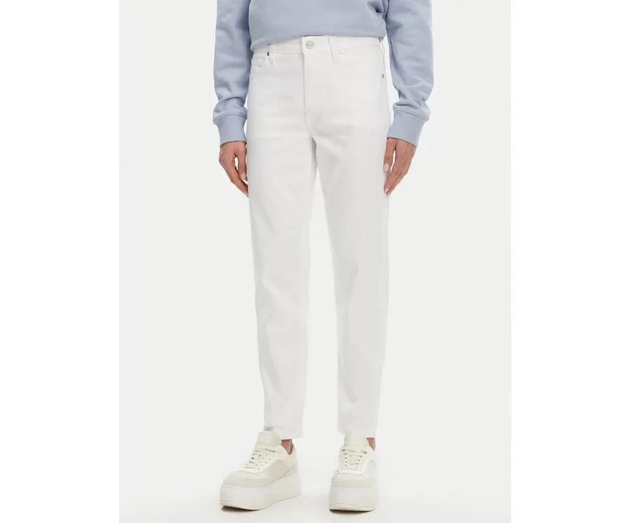 obrazek 1 Calvin Klein Jeansy K20K208261 Biały Slim Fit