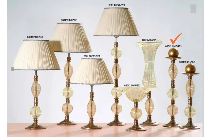 obrazek 1 Gustowny szklany świecznik do apartamentu