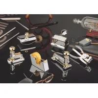 Zdjęcie Ekskluzywny zestaw akcesoriów na biurko - chrom i złoto - dla Prezesa