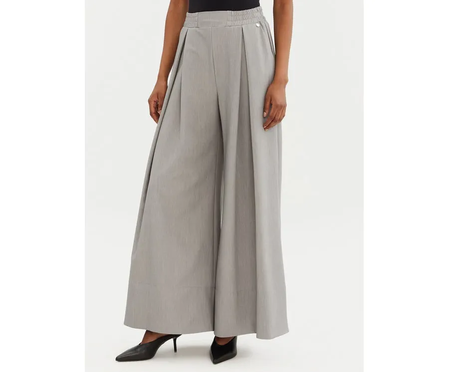 obrazek 1 Rinascimento Spodnie materiałowe CFC0122412003 Szary Regular Fit