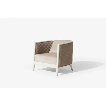 Zdjęcie Charakterystyczny fotel Saten do stylowych pomieszczeń