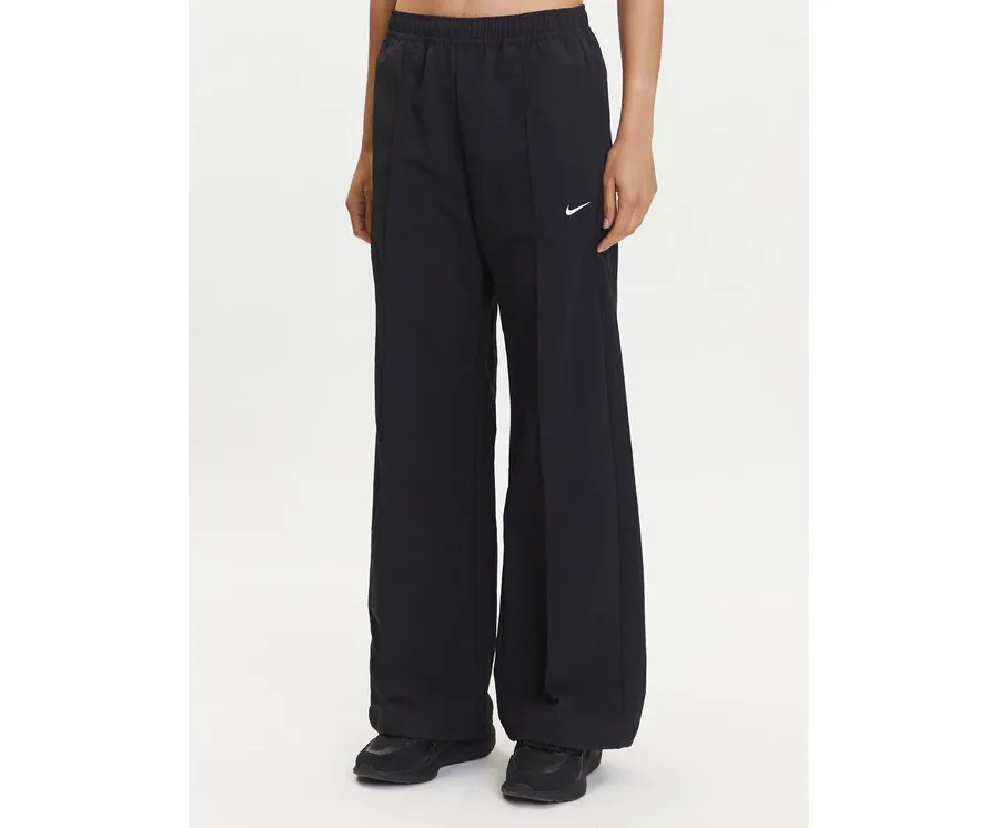 obrazek 1 Nike Spodnie dresowe Trend FQ3588 Czarny Relaxed Fit
