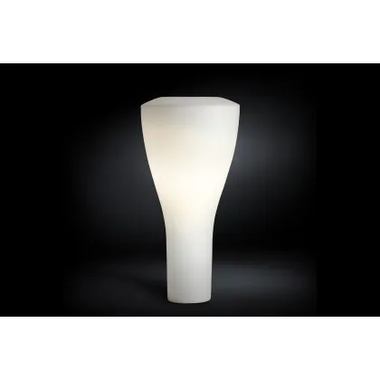 Zdjęcie Luksusowa lampa ogrodowa od włoskich projektantów