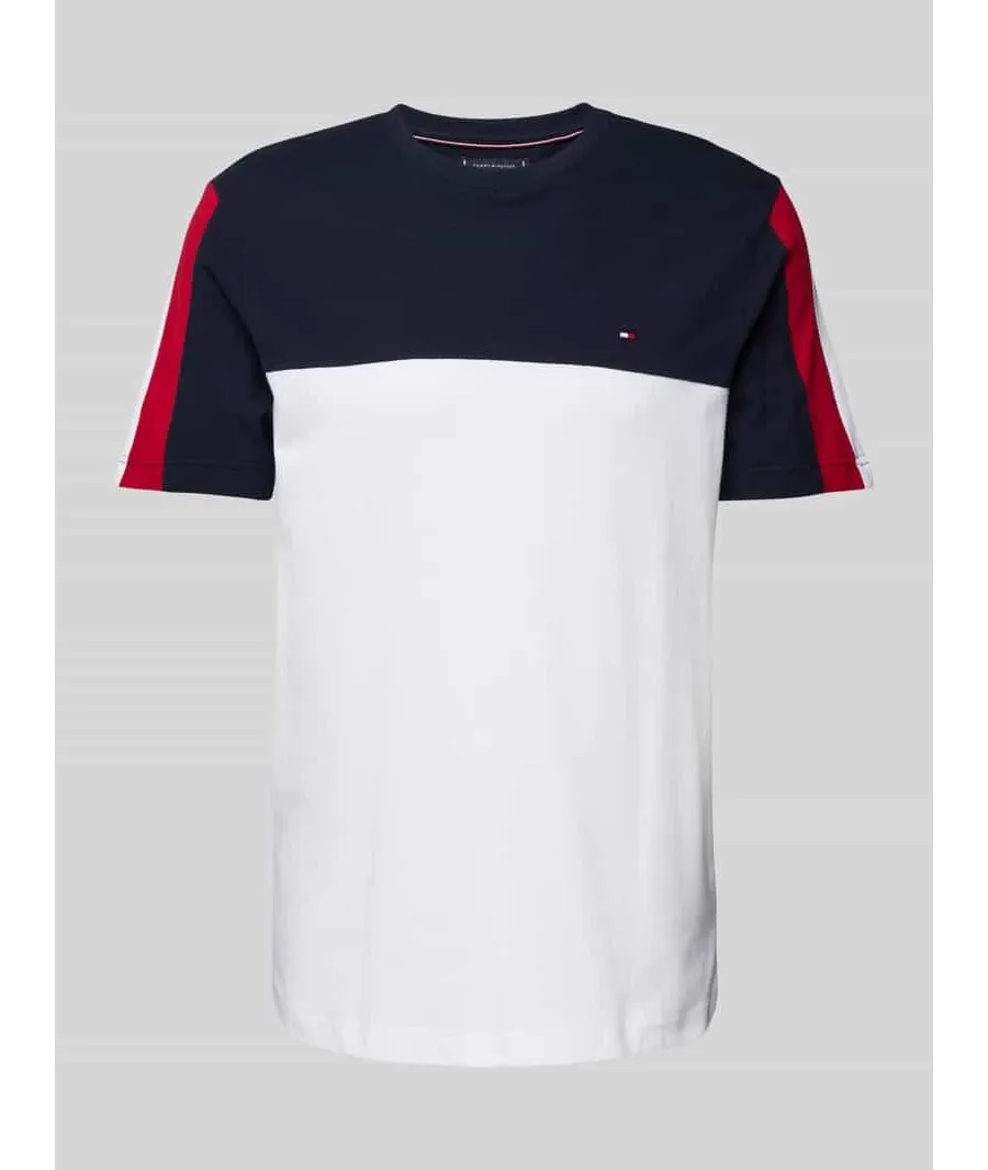 obrazek 1 T-shirt z wyhaftowanym logo