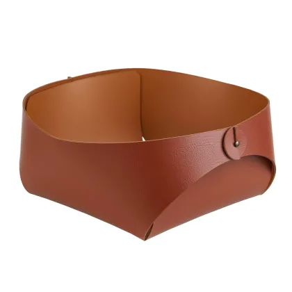 Picture Burgundy Flora basket made of natural leather