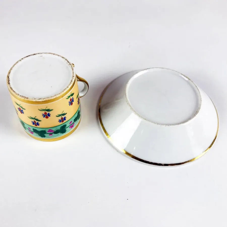 obrazek 4 Antyczna porcelanowa filiżanka z XIX wieku w idealnym stanie