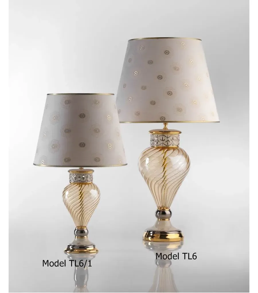 obrazek 1 Klasyczna lampa z ceramiki