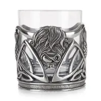Zdjęcie Luksusowa szklanka do whisky zdobiona motywem górskiej krowy – wyjątkowy prezent