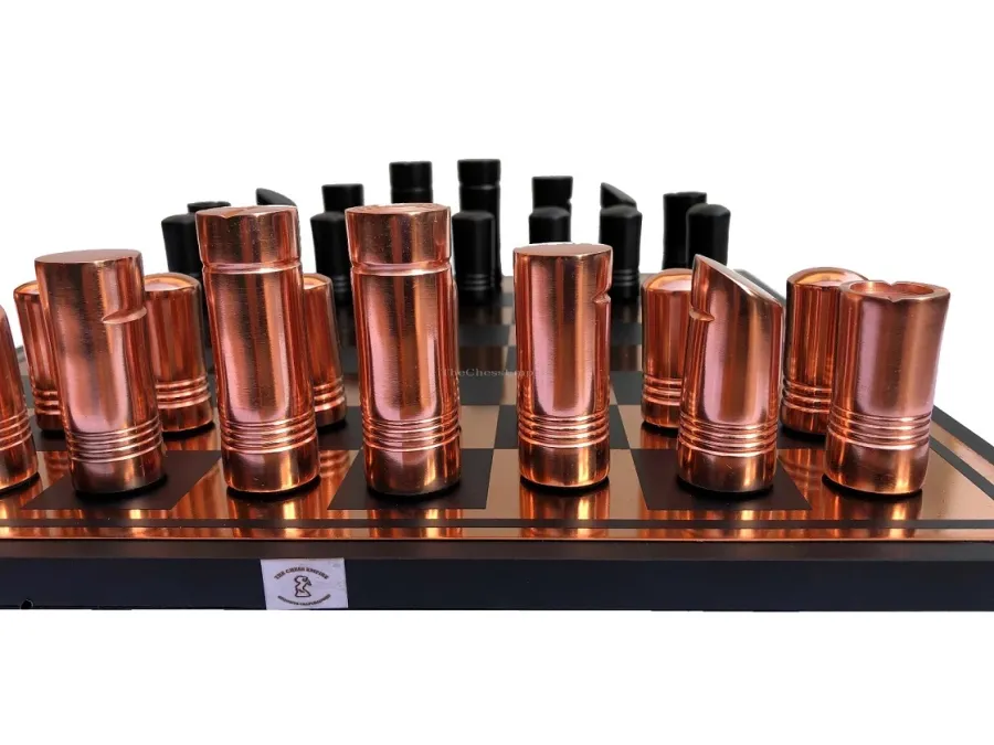 obrazek 3 Wyjątkowe figury aluminiowe w kolorze różowo-złotym i czarnym wraz z planszą do gry w szachy - The Chess Empire