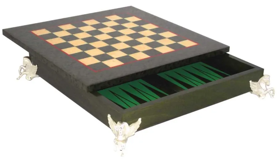 obrazek 1 Piękna plansza szachowa i gra backgammon