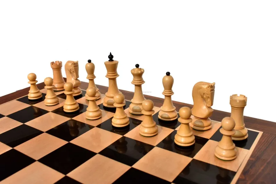 obrazek 6 Ponadczasowy zestaw dla miłośników szachów - The Chess Empire