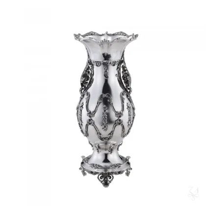 Picture Beautifully decorated silver Maestro vase - Zaramella Argenti