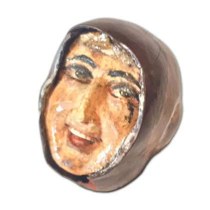 Zdjęcie Kasztan rzeźbiony i malowany - dzieło wielkiej cierpliwości i pomysłowości