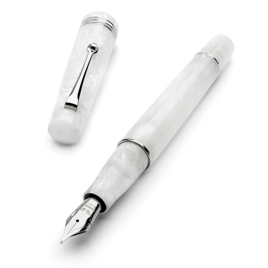 obrazek 1 Urokliwe białe pióro wieczne Leonardo ,,Momento zero baltic snow - custom nib
