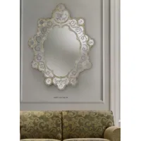 Picture A wonderful oval Murano mirror