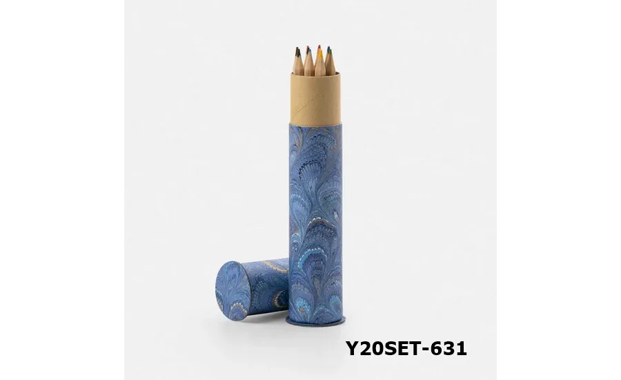 obrazek 15 Szykowny zestaw kredek w eleganckiej tubie